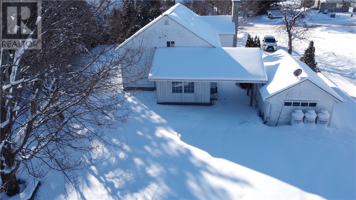 16 Robinson Street W, Little Current, Ontario  P0P 1K0 - Photo 21 - 2126115