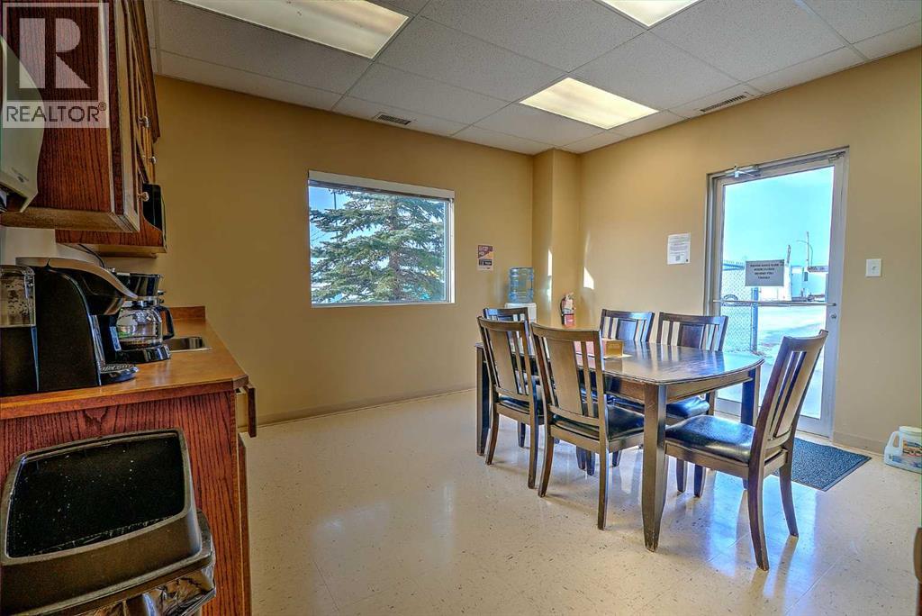 135  & 141 Clearmile Avenue, Rural Red Deer County, Alberta  T4E 0A1 - Photo 9 - A2280520