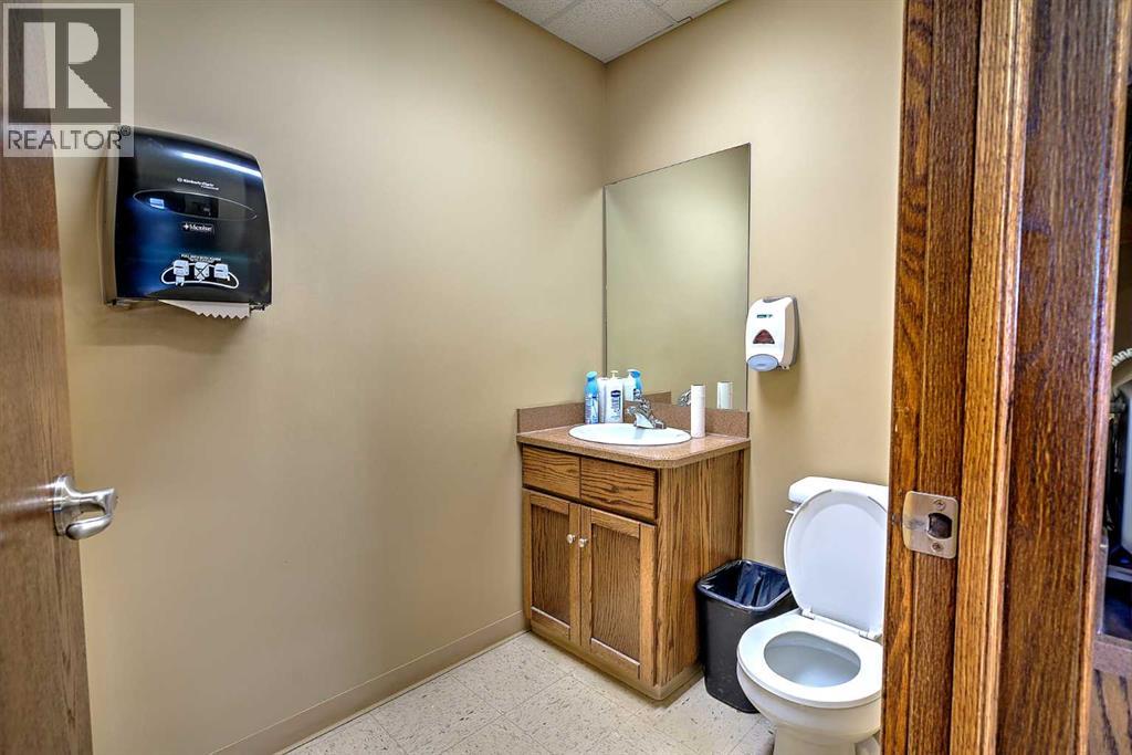 135  & 141 Clearmile Avenue, Rural Red Deer County, Alberta  T4E 0A1 - Photo 13 - A2280520