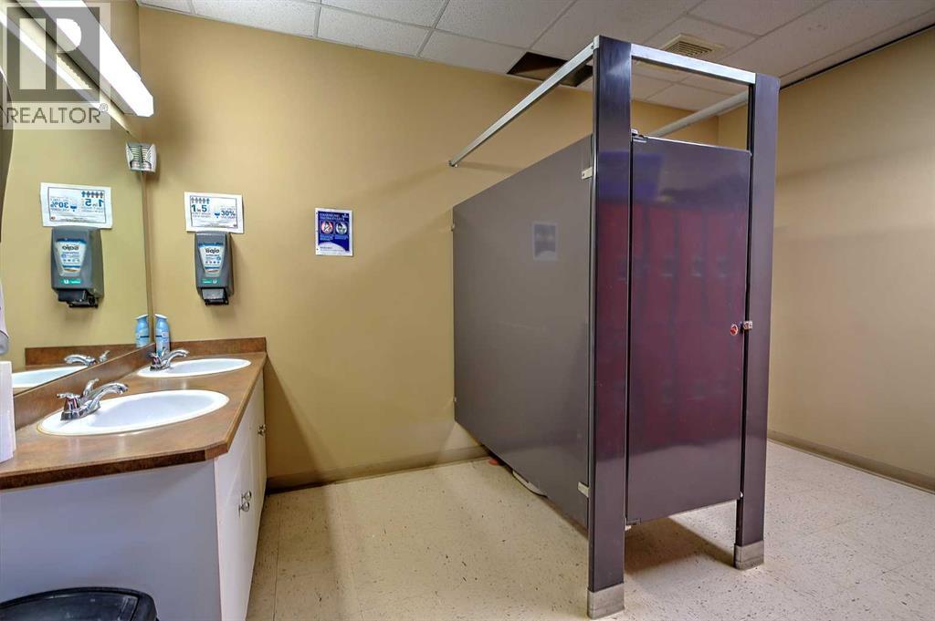 135  & 141 Clearmile Avenue, Rural Red Deer County, Alberta  T4E 0A1 - Photo 25 - A2280520