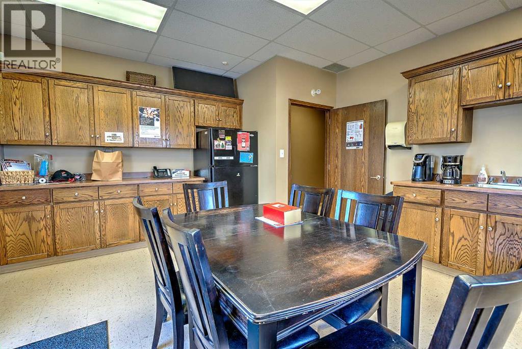 135  & 141 Clearmile Avenue, Rural Red Deer County, Alberta  T4E 0A1 - Photo 10 - A2280520