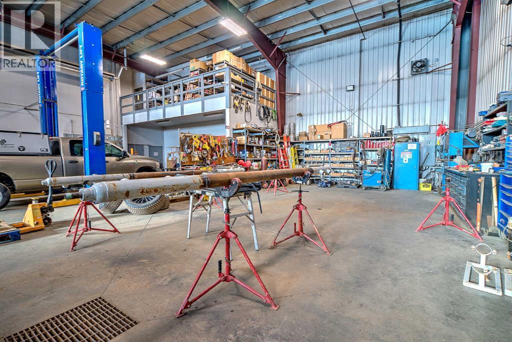 135  & 141 Clearmile Avenue, Rural Red Deer County, Alberta  T4E 0A1 - Photo 23 - A2280520