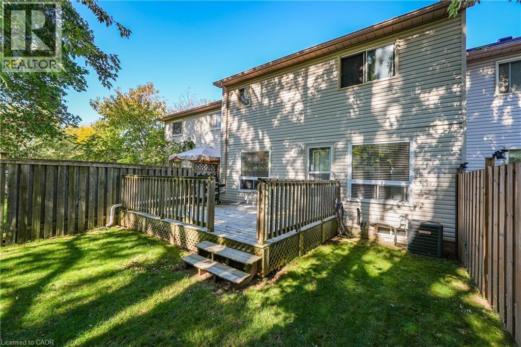 15 Hedgelawn Drive, Grimsby, Ontario  L3M 5G9 - Photo 3 - 40779421