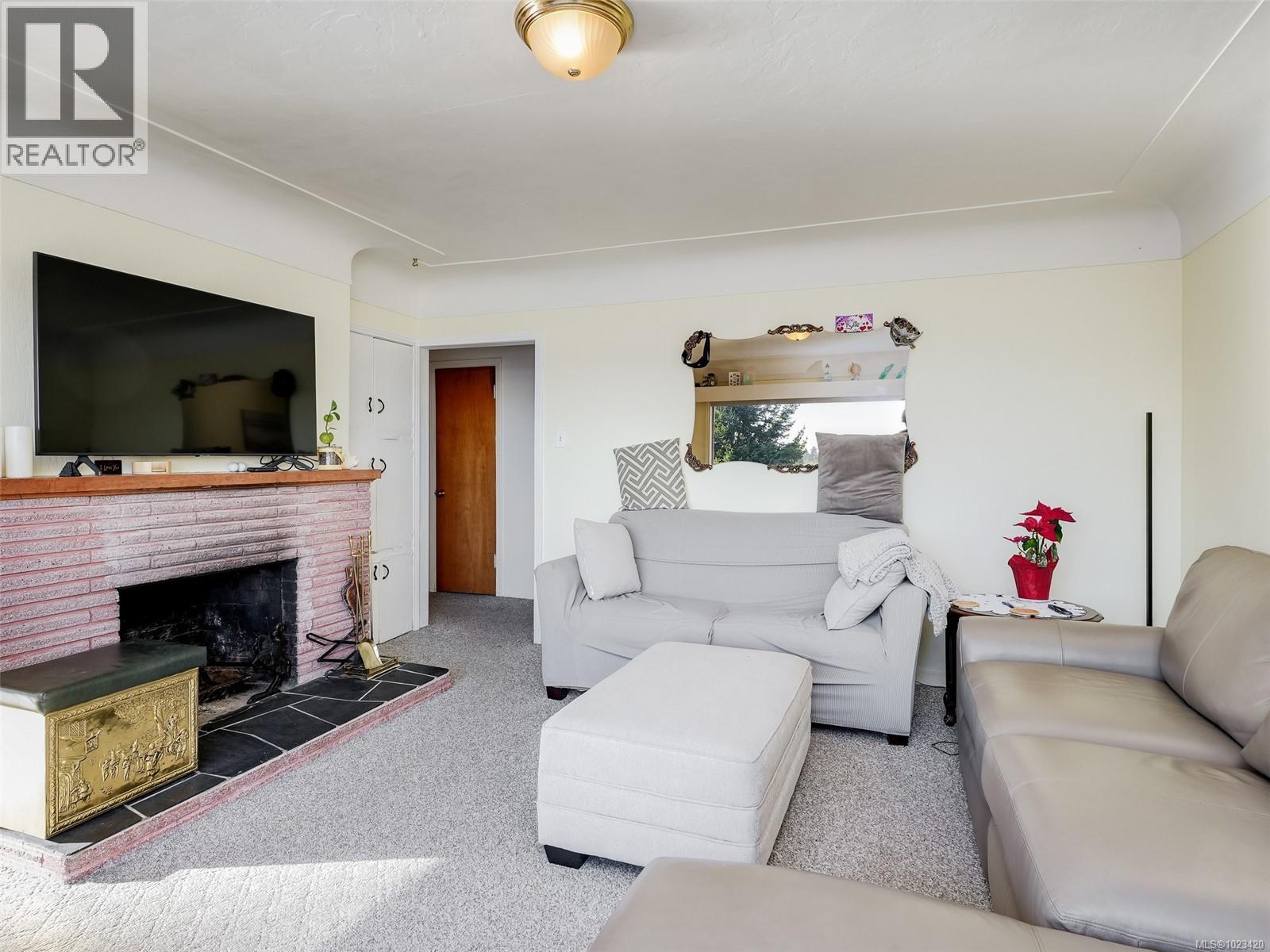 269 Glenairlie Dr, View Royal, British Columbia  V9B 1K5 - Photo 10 - 1023420