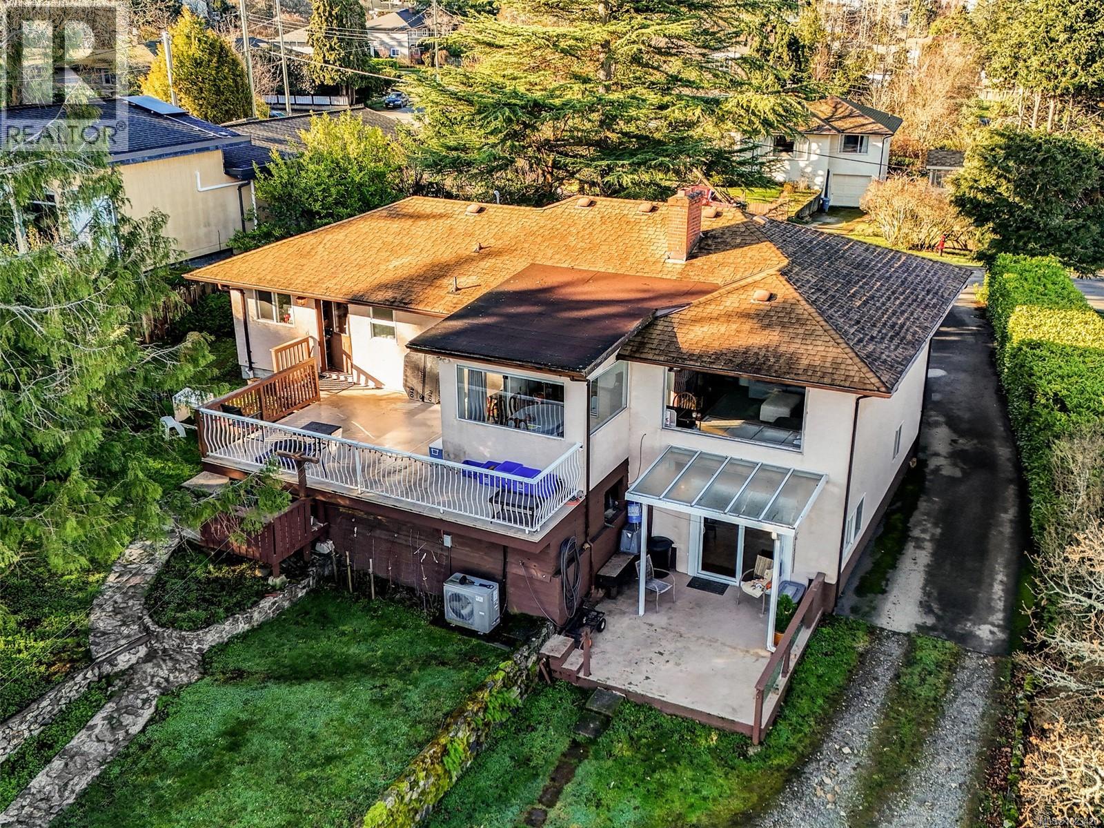 269 Glenairlie Dr, View Royal, British Columbia