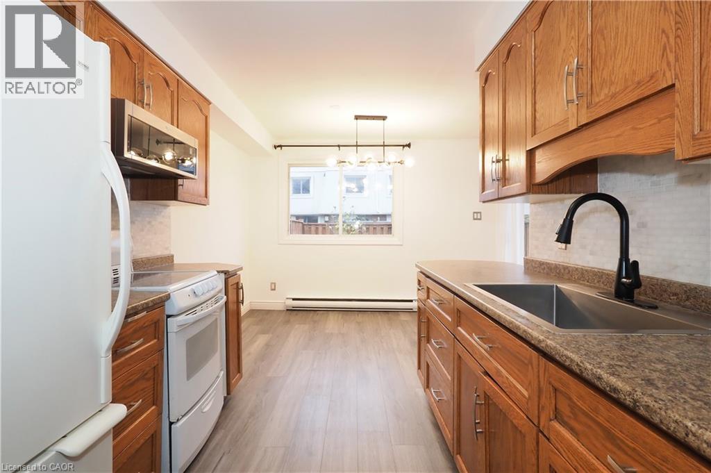 300 Traynor Avenue Unit# 4, Kitchener, Ontario  N2C 2J1 - Photo 13 - 40784016