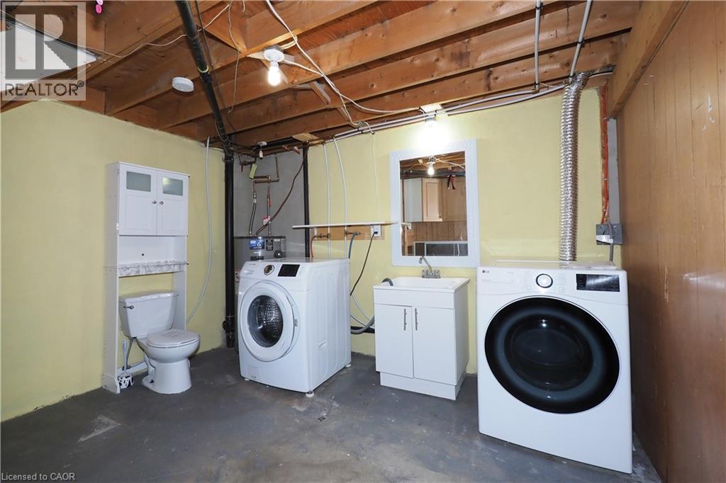 300 Traynor Avenue Unit# 4, Kitchener, Ontario  N2C 2J1 - Photo 32 - 40784016