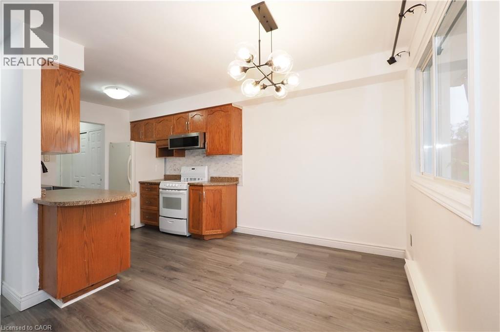 300 Traynor Avenue Unit# 4, Kitchener, Ontario  N2C 2J1 - Photo 15 - 40784016