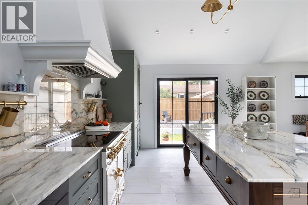 1011 Lake Wapta Way Se, Calgary, Alberta  T2J 2N8 - Photo 12 - A2277262