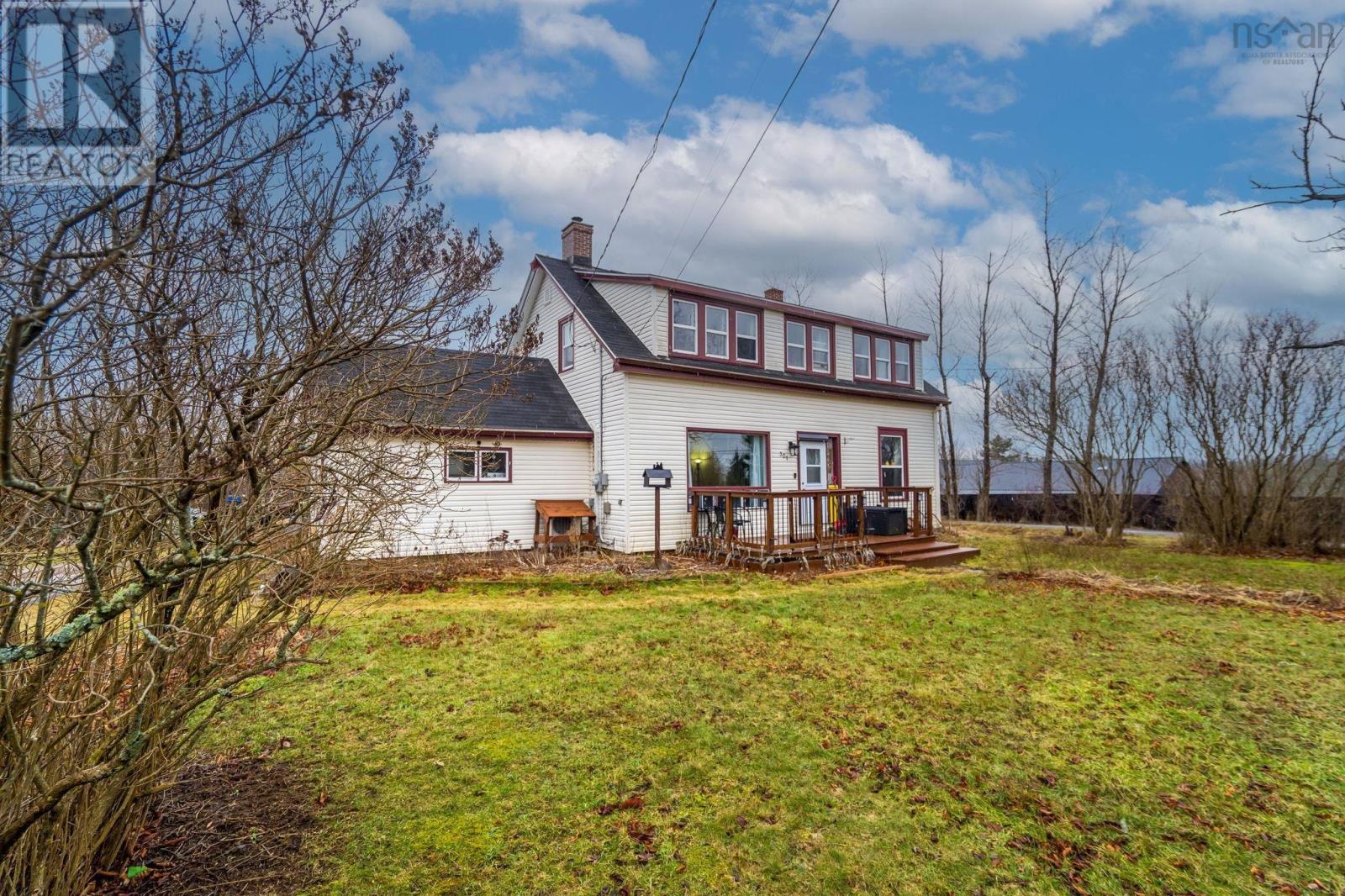 301 Town Road, Falmouth, Nova Scotia  B0P 1L0 - Photo 2 - 202601221