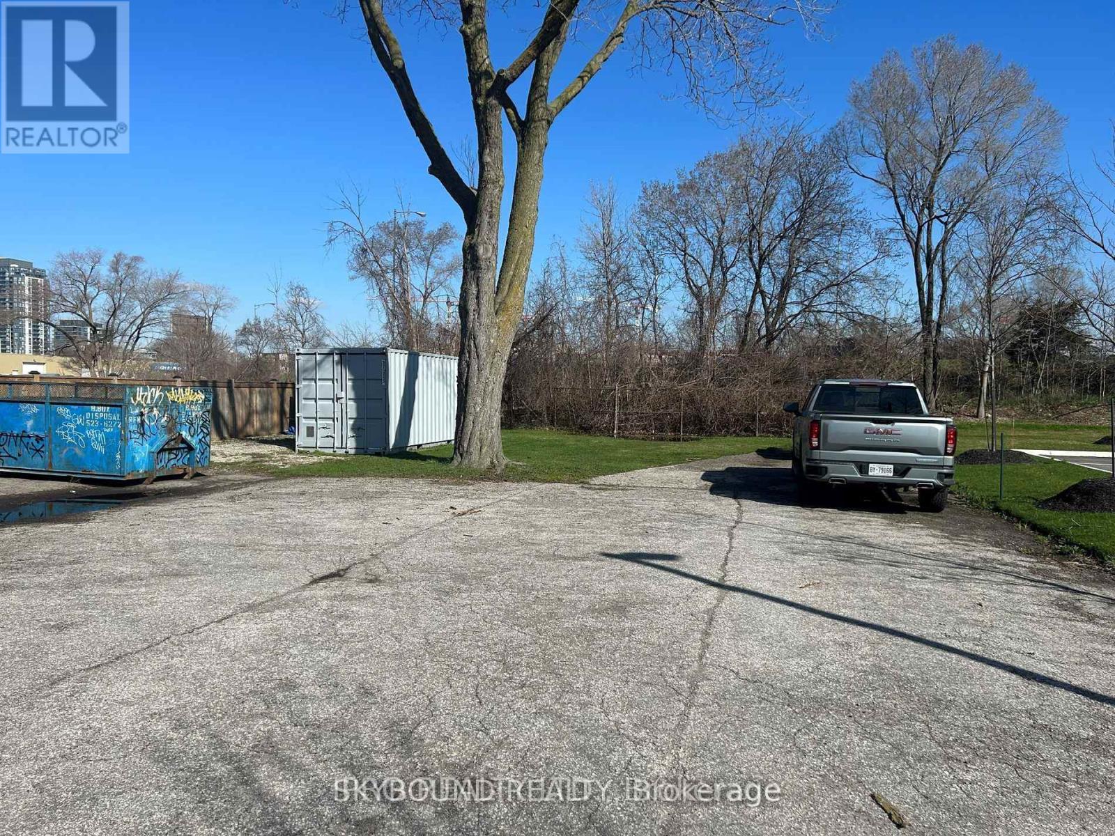 196 Evans Avenue, Toronto, Ontario  M8Z 1J7 - Photo 2 - W12716270