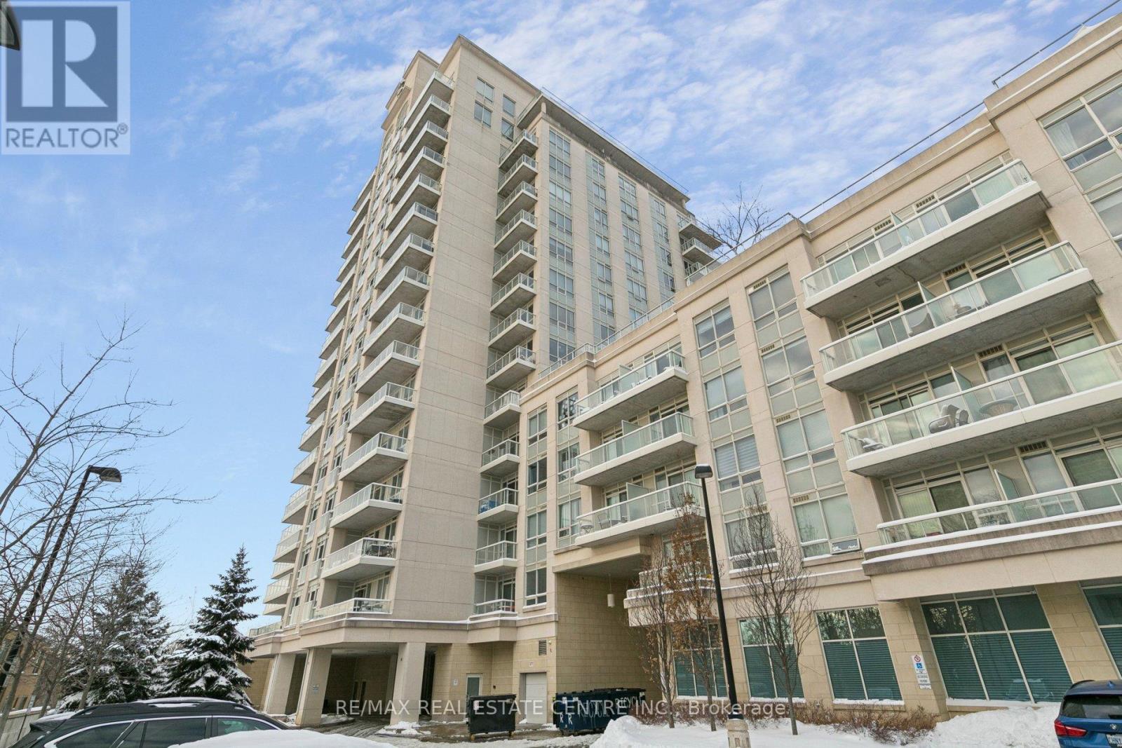604 - 3865 Lake Shore Boulevard W, Toronto, Ontario  M8W 0A2 - Photo 1 - W12716286