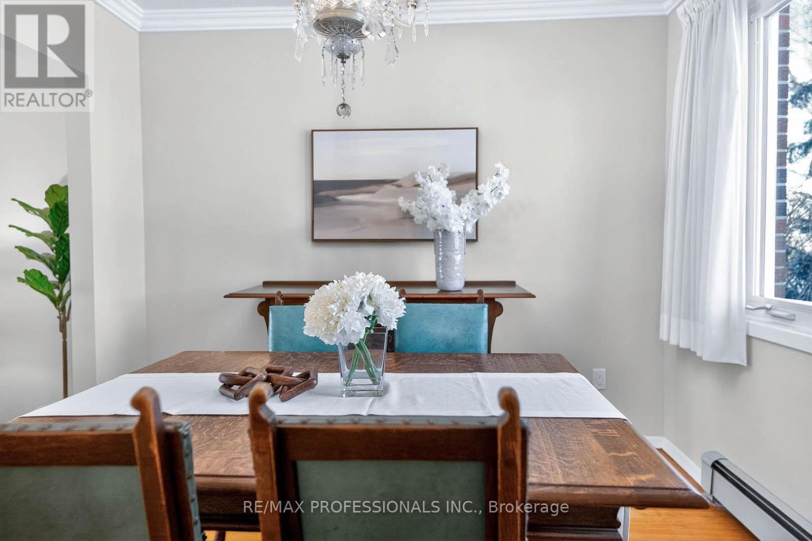 2133 Perran Drive, Mississauga, Ontario  L5K 1L9 - Photo 15 - W12716290