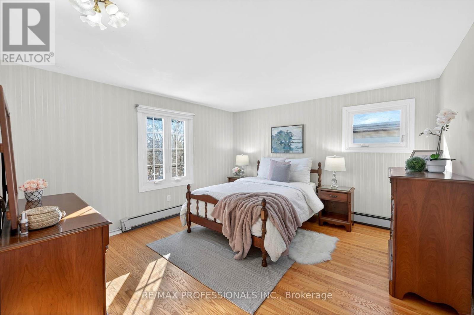 2133 Perran Drive, Mississauga, Ontario  L5K 1L9 - Photo 28 - W12716290