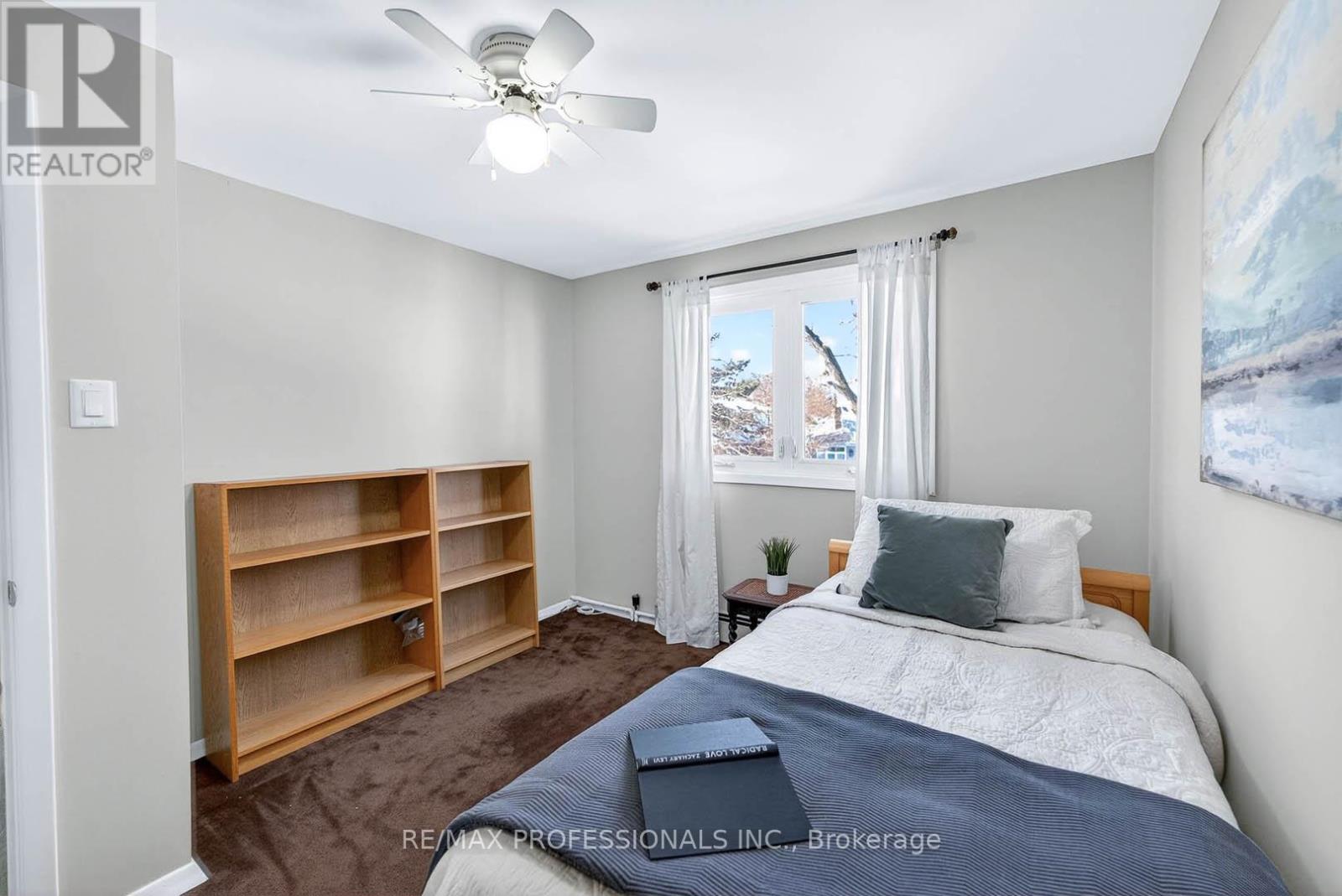 2133 Perran Drive, Mississauga, Ontario  L5K 1L9 - Photo 34 - W12716290