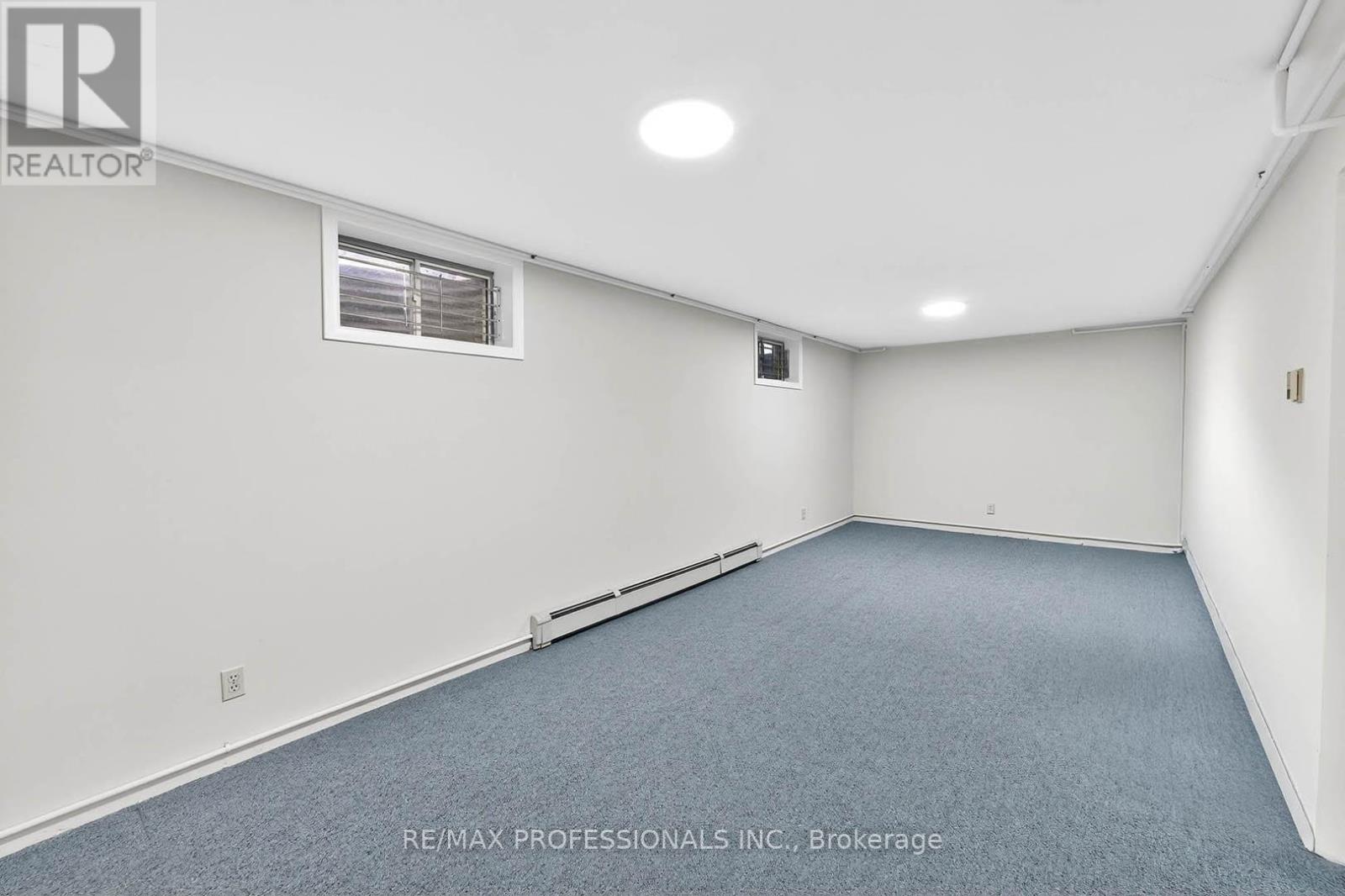 2133 Perran Drive, Mississauga, Ontario  L5K 1L9 - Photo 42 - W12716290