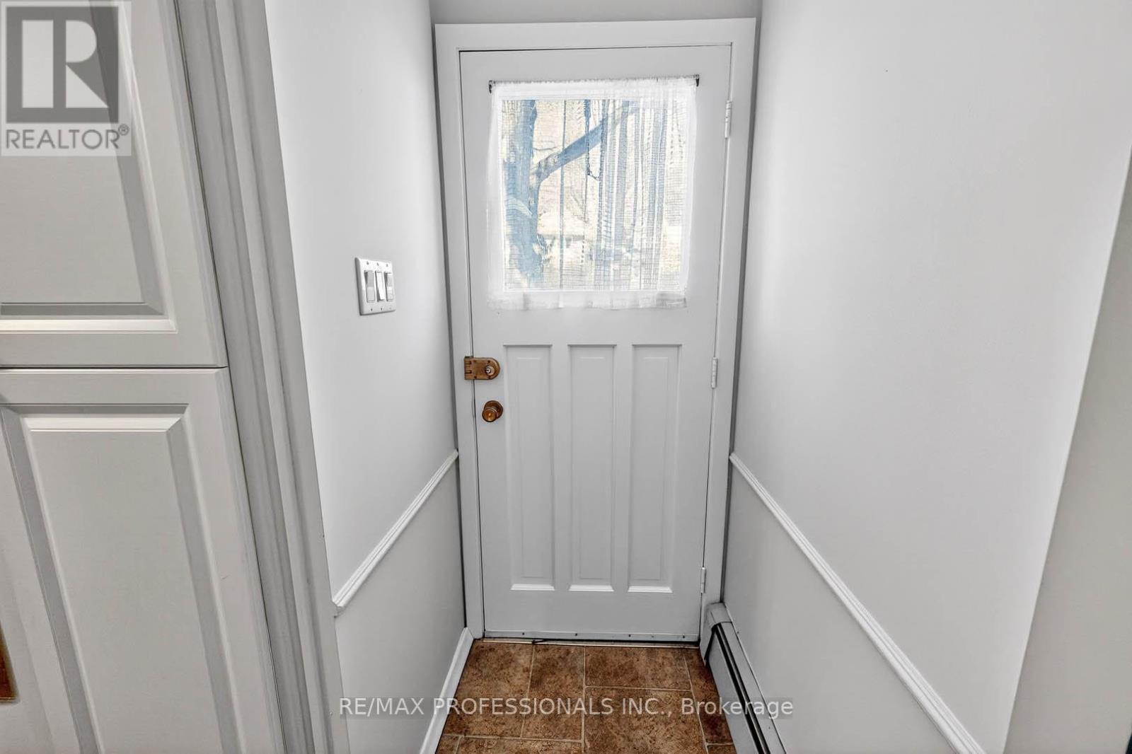 2133 Perran Drive, Mississauga, Ontario  L5K 1L9 - Photo 45 - W12716290