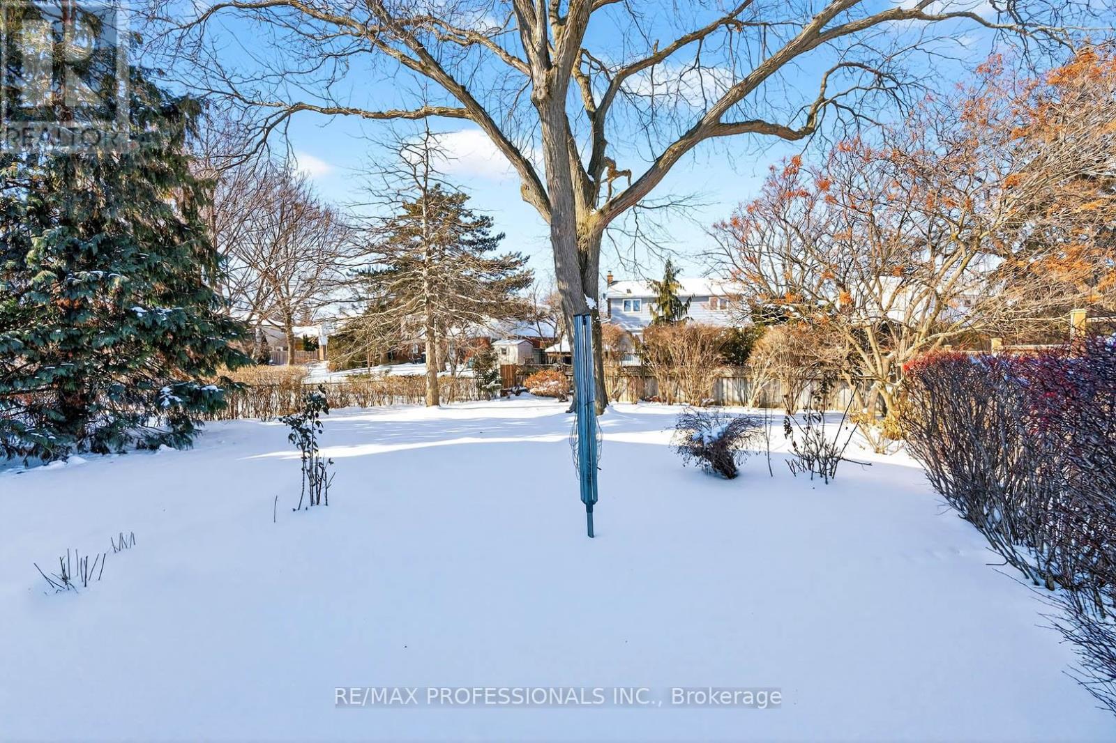 2133 Perran Drive, Mississauga, Ontario  L5K 1L9 - Photo 46 - W12716290