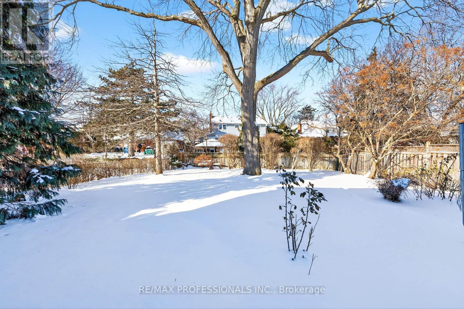 2133 Perran Drive, Mississauga, Ontario  L5K 1L9 - Photo 47 - W12716290