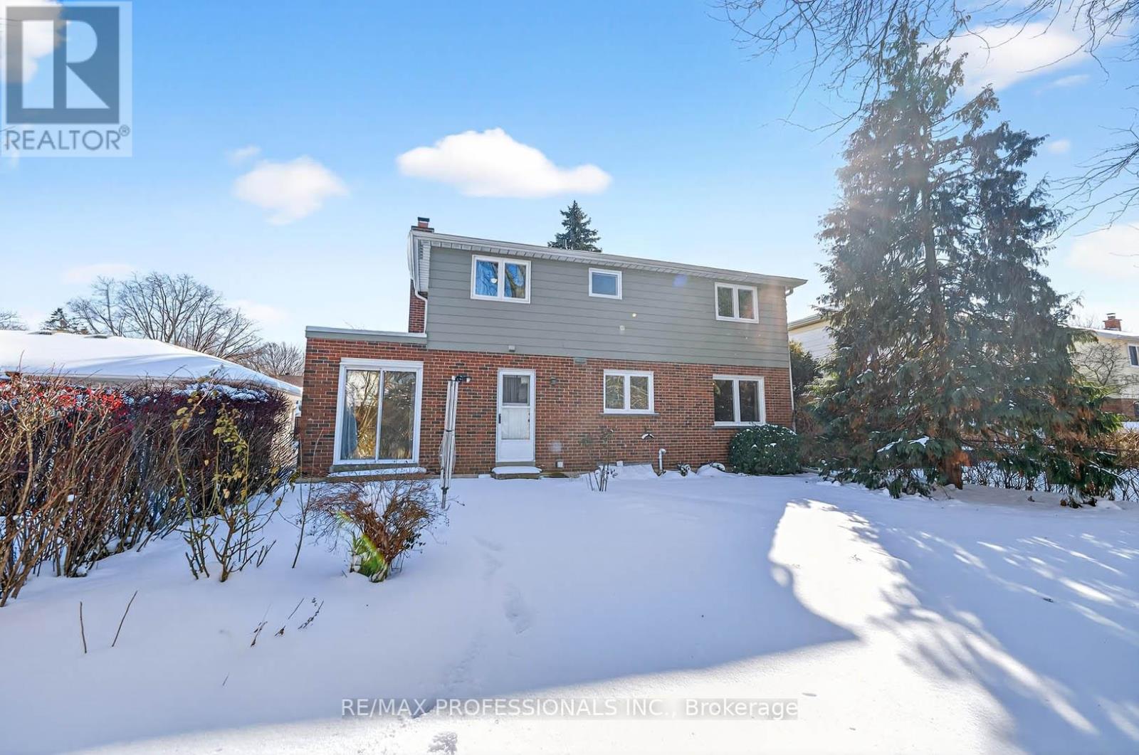 2133 Perran Drive, Mississauga, Ontario  L5K 1L9 - Photo 49 - W12716290