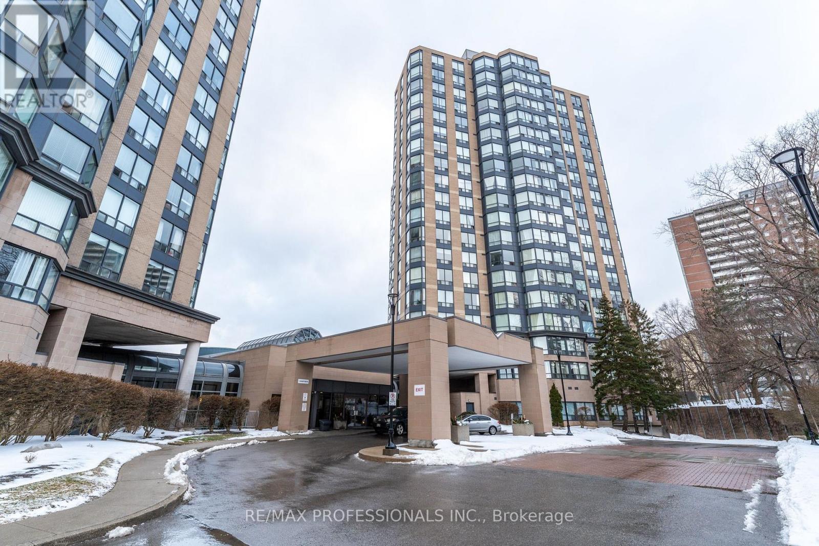 709 - 3 HICKORY TREE ROAD, Toronto, Ontario