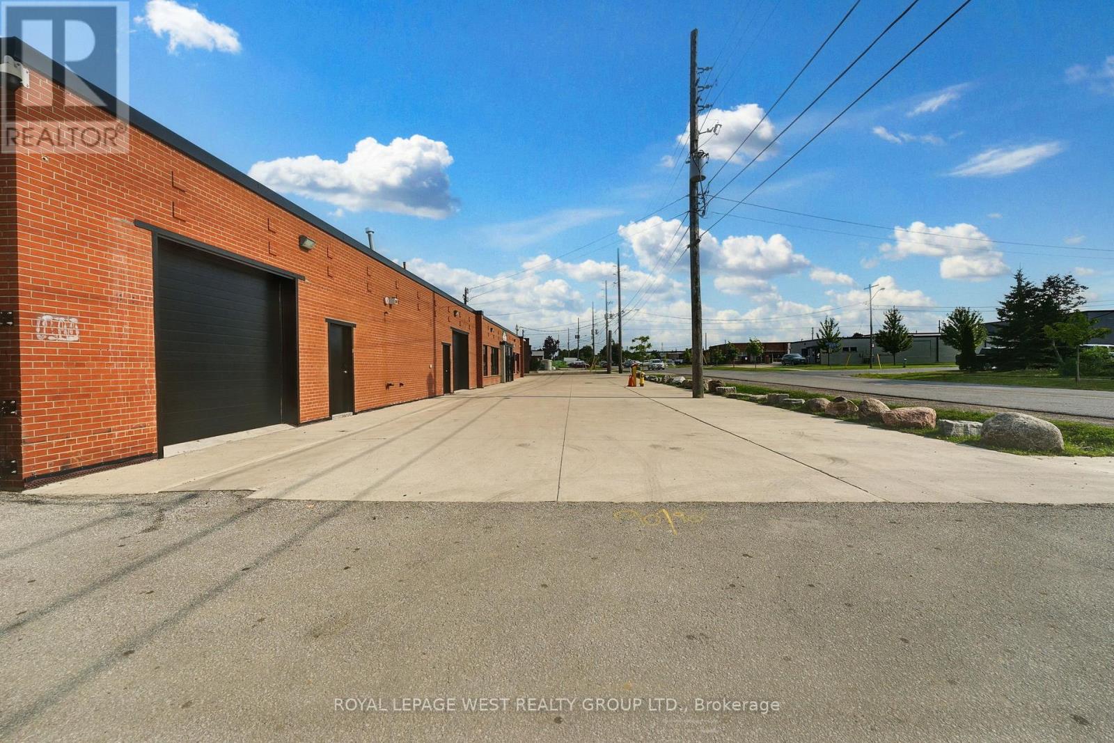 4 - 55 Brydon Drive, Toronto, Ontario  M9W 4N3 - Photo 3 - W12716378