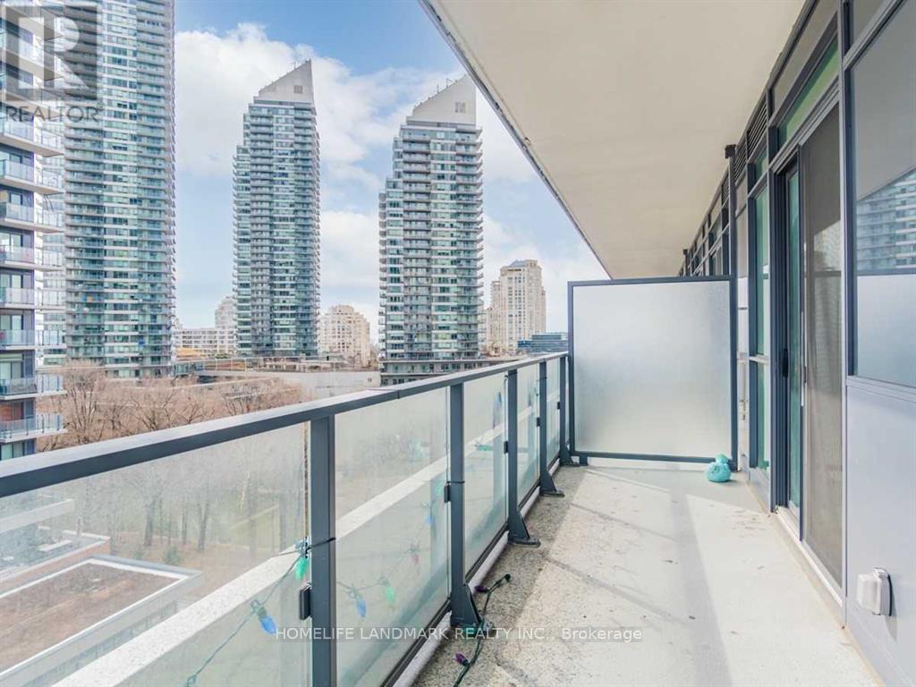 703 - 10 Park Lawn Road, Toronto, Ontario  M8Y 3H8 - Photo 11 - W12716388