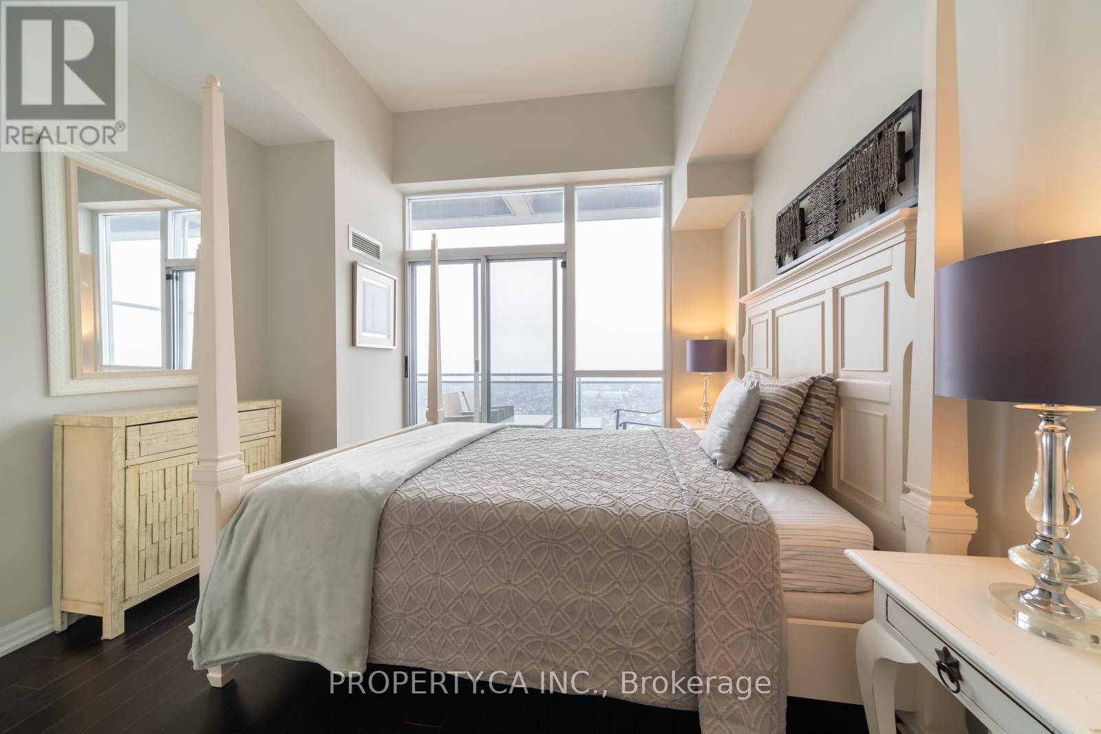 Ph3504 - 223 Webb Drive, Mississauga, Ontario  L5B 0E8 - Photo 12 - W12716396