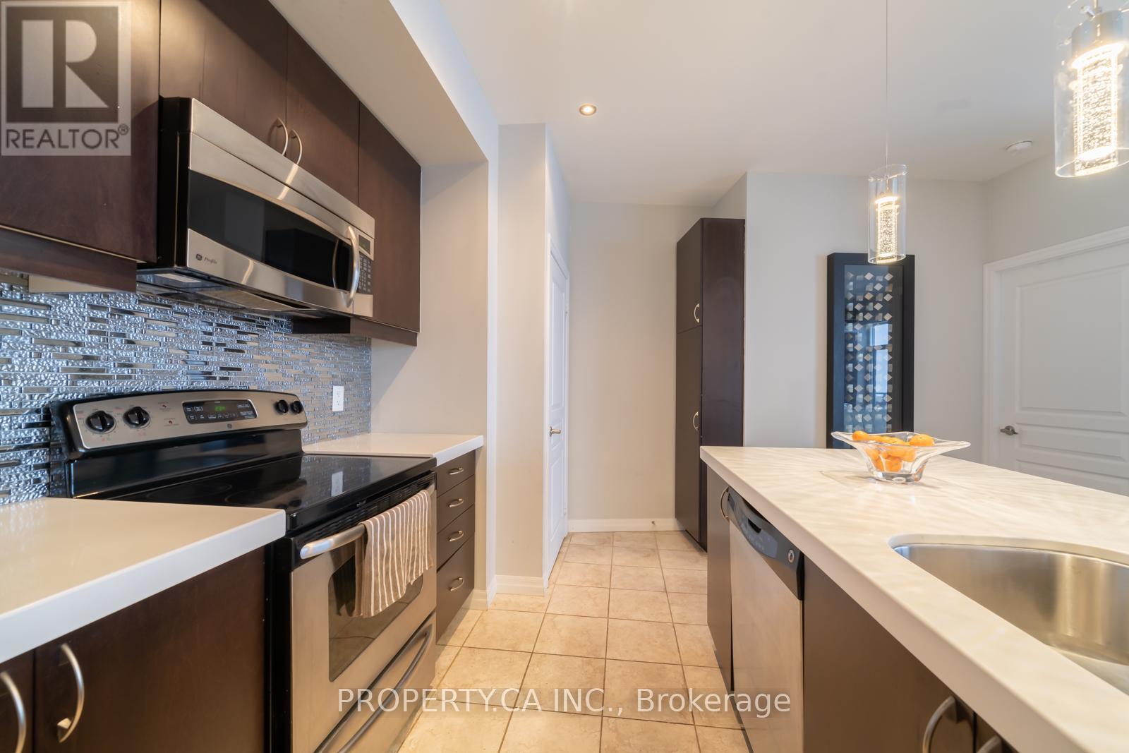 Ph3504 - 223 Webb Drive, Mississauga, Ontario  L5B 0E8 - Photo 7 - W12716396