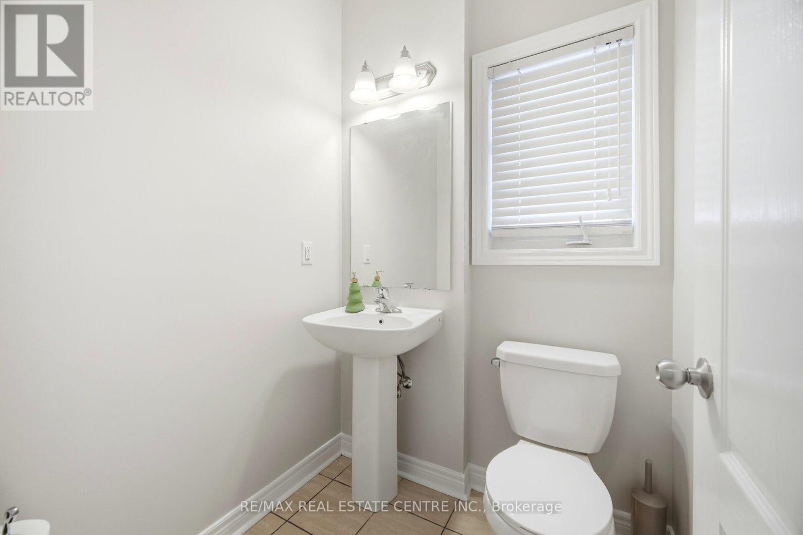 38 Lightcatcher Circle, Brampton, Ontario  L6P 3P5 - Photo 23 - W12716404