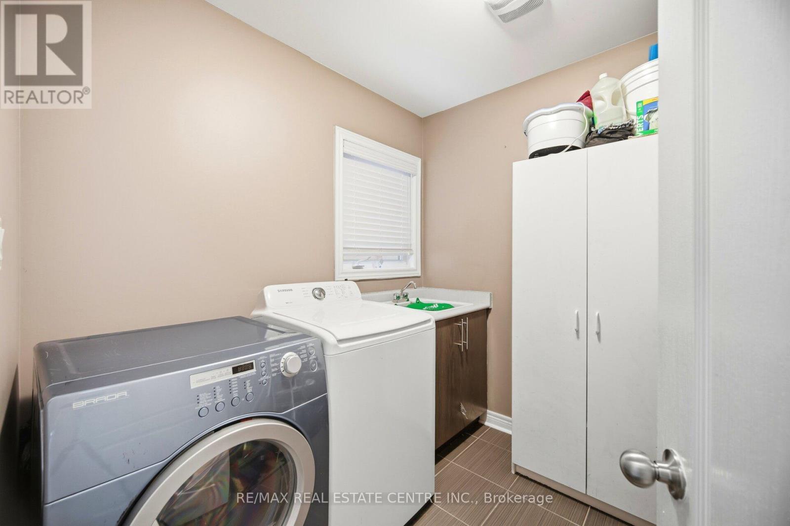 38 Lightcatcher Circle, Brampton, Ontario  L6P 3P5 - Photo 24 - W12716404