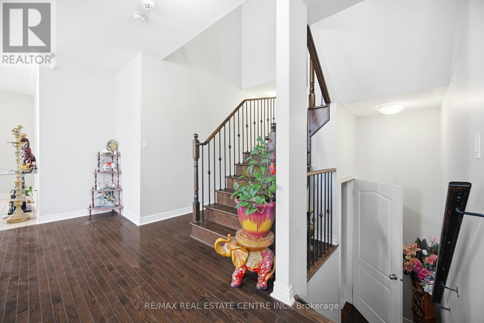 38 Lightcatcher Circle, Brampton, Ontario  L6P 3P5 - Photo 39 - W12716404