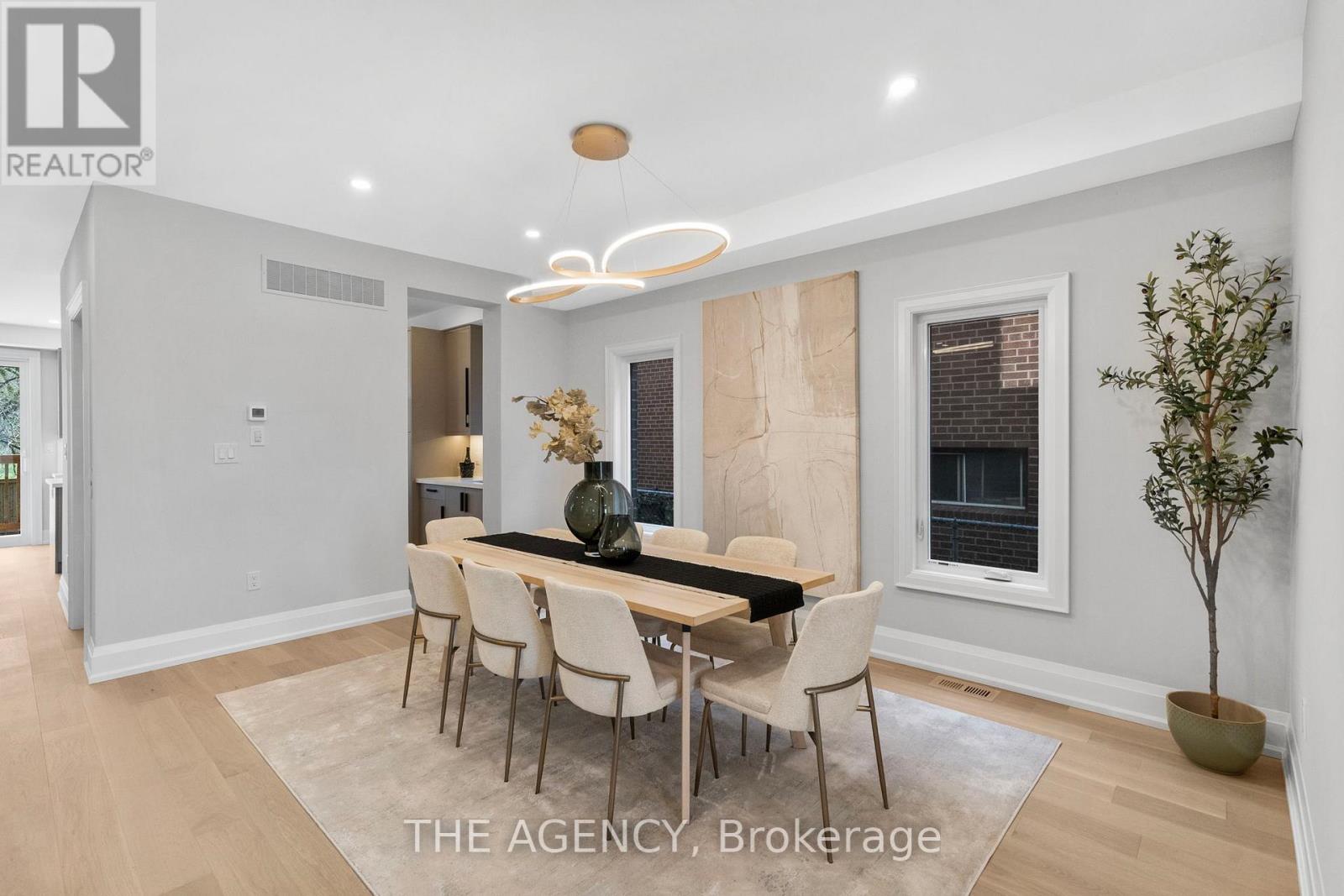 41 St Andrews Boulevard, Toronto, Ontario  M9R 1W2 - Photo 10 - W12716406