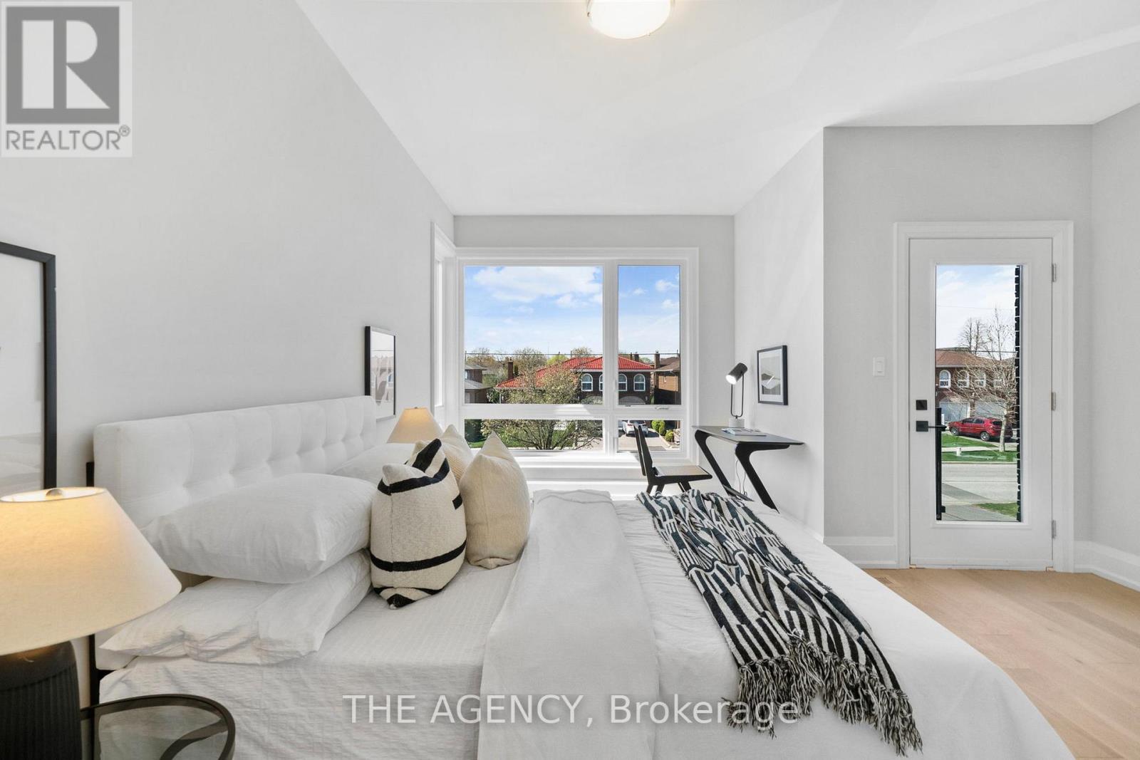 41 St Andrews Boulevard, Toronto, Ontario  M9R 1W2 - Photo 27 - W12716406