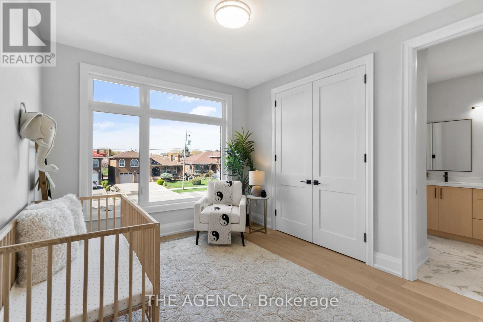 41 St Andrews Boulevard, Toronto, Ontario  M9R 1W2 - Photo 29 - W12716406