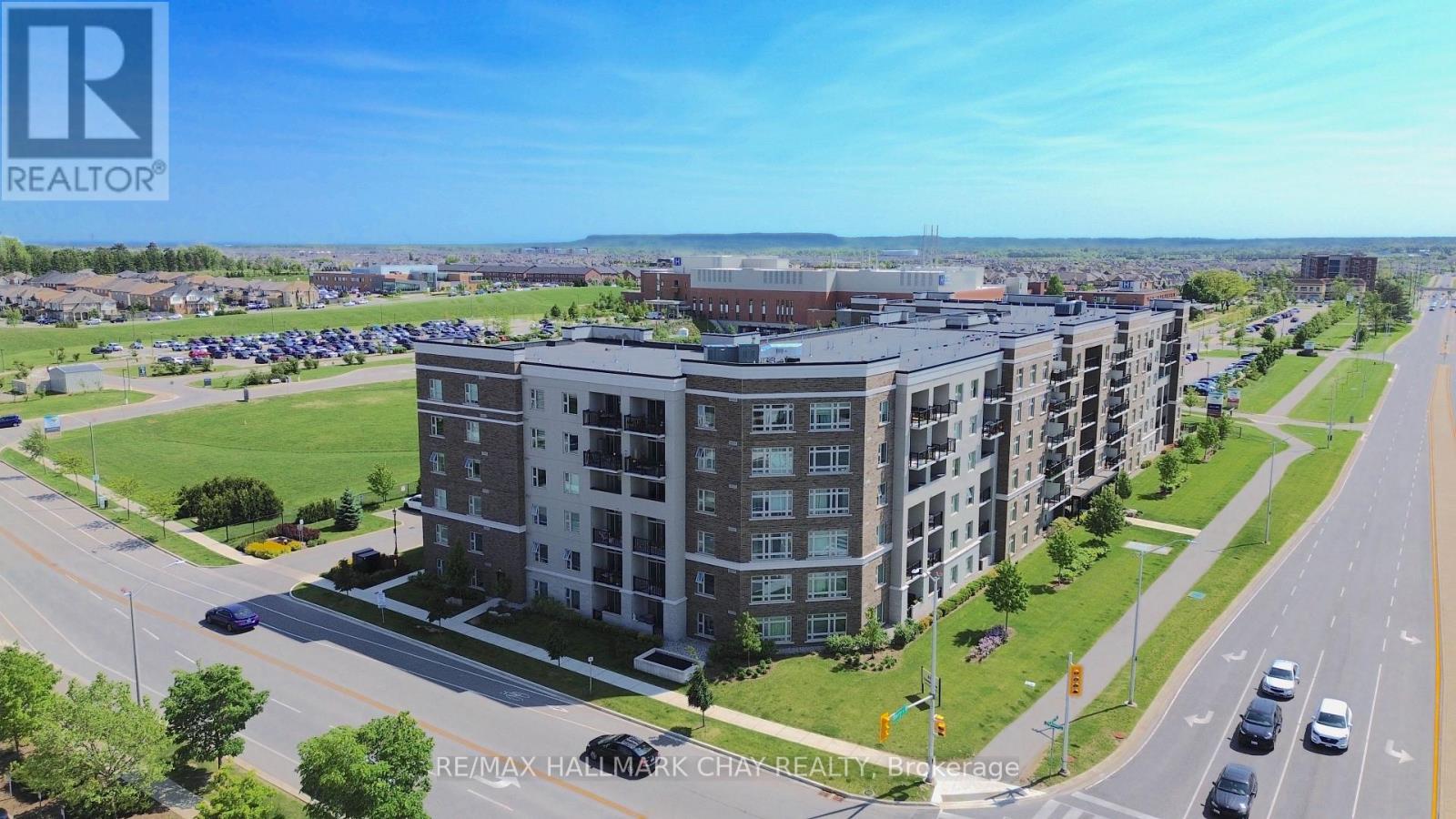 622 - 610 FARMSTEAD DRIVE, Milton, Ontario