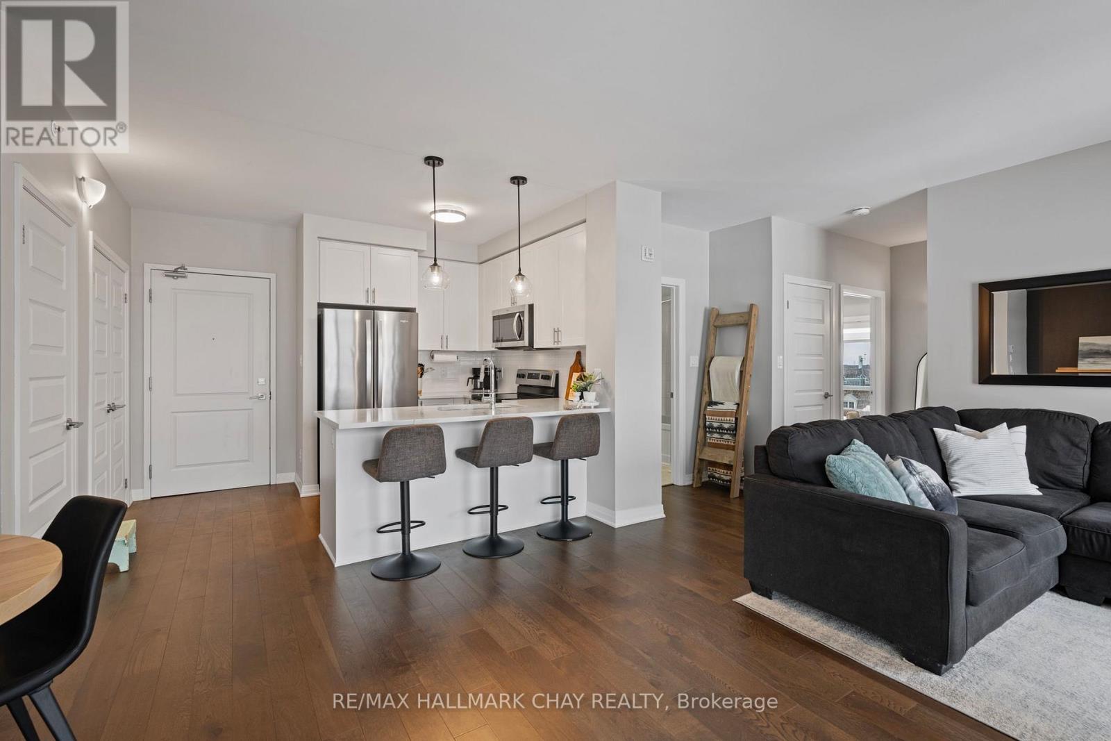 622 - 610 Farmstead Drive, Milton, Ontario  L9T 8X5 - Photo 12 - W12716418