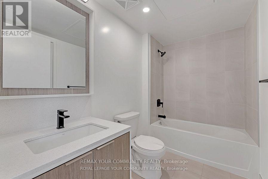 329 - 36 Zorra Street, Toronto, Ontario  M8Z 0G5 - Photo 11 - W12716438