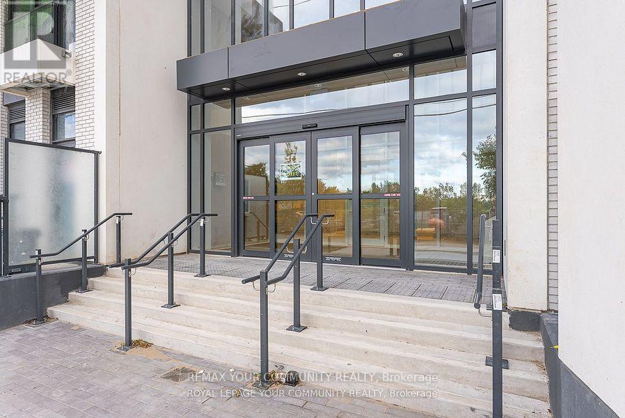 329 - 36 Zorra Street, Toronto, Ontario  M8Z 0G5 - Photo 2 - W12716438