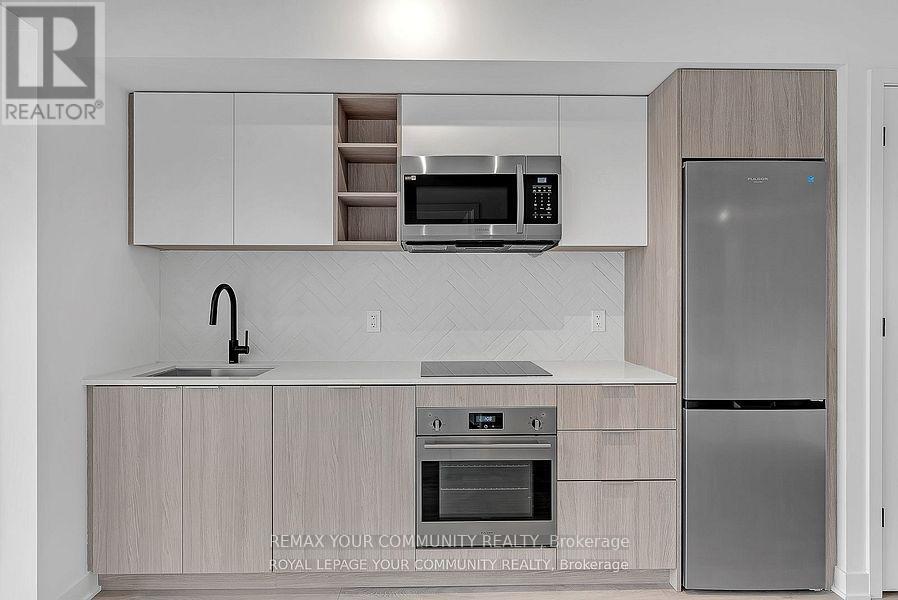 329 - 36 Zorra Street, Toronto, Ontario  M8Z 0G5 - Photo 6 - W12716438