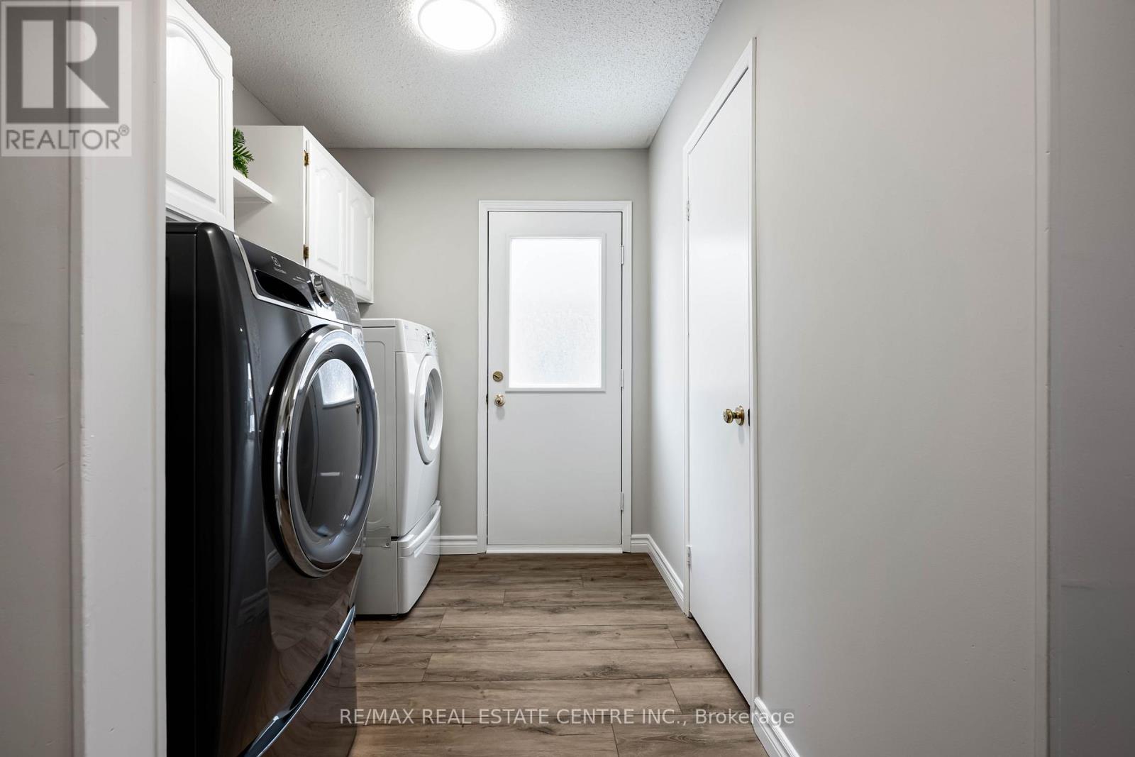 8 Passmore Avenue, Orangeville, Ontario  L9W 4E2 - Photo 18 - W12716526