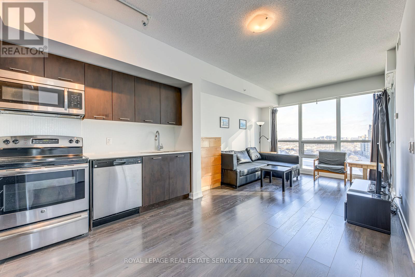 1908 - 2200 Lakeshore Boulevard W, Toronto, Ontario  M8V 1A4 - Photo 13 - W12716546