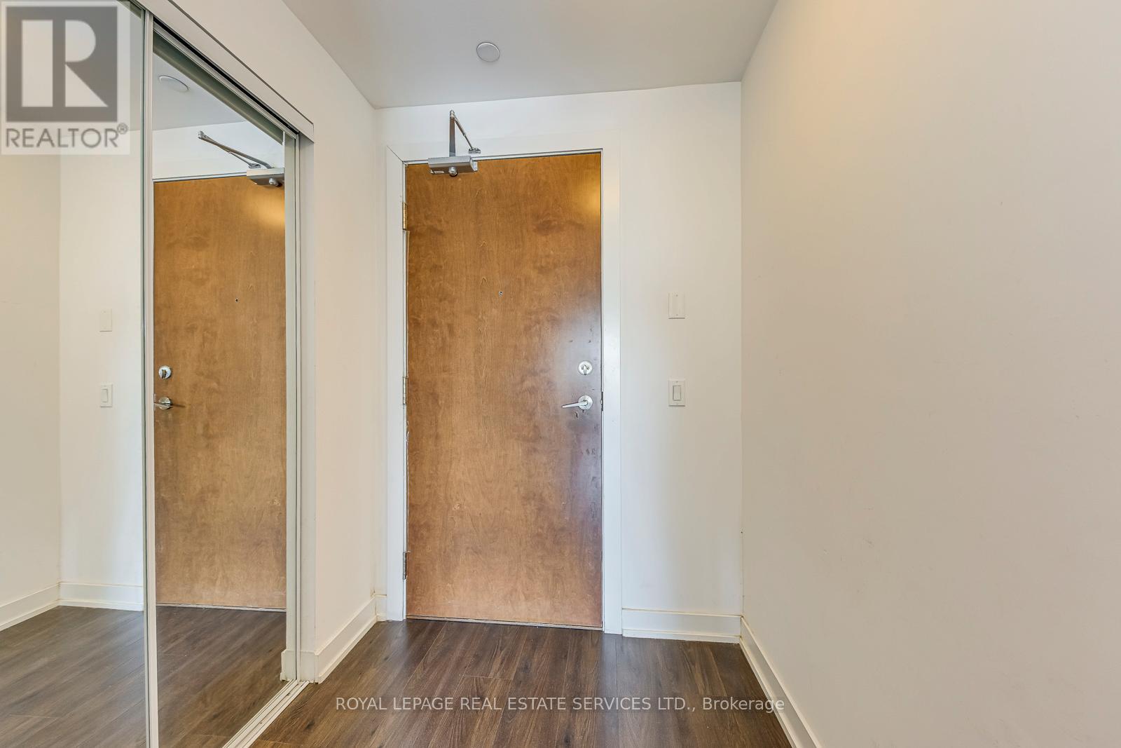 1908 - 2200 Lakeshore Boulevard W, Toronto, Ontario  M8V 1A4 - Photo 5 - W12716546