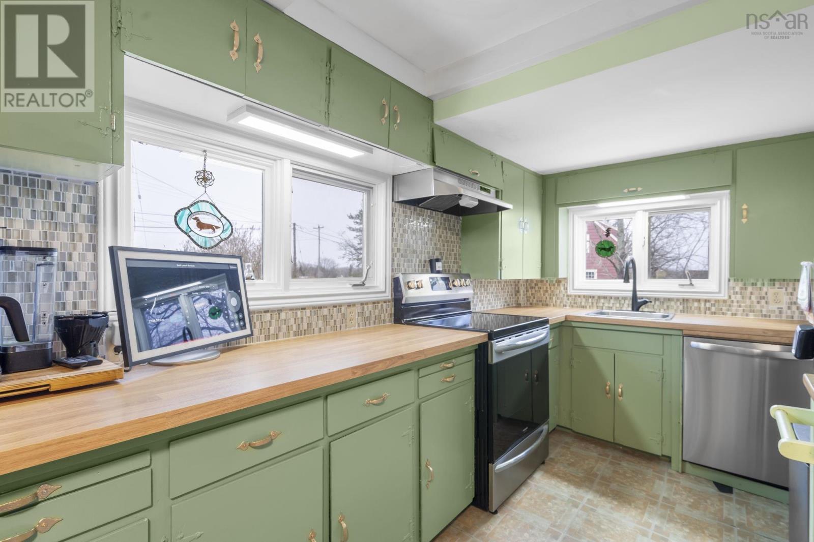 301 Town Road, Falmouth, Nova Scotia  B0P 1L0 - Photo 6 - 202601221