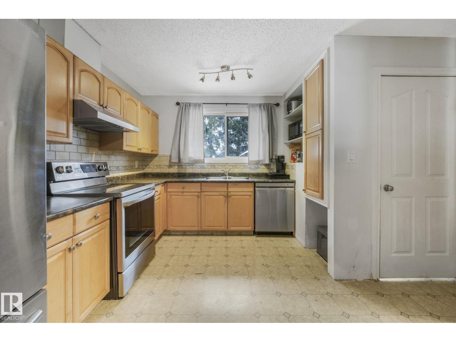 5107 44 St, Beaumont, Alberta  T4X 1J1 - Photo 13 - E4470623