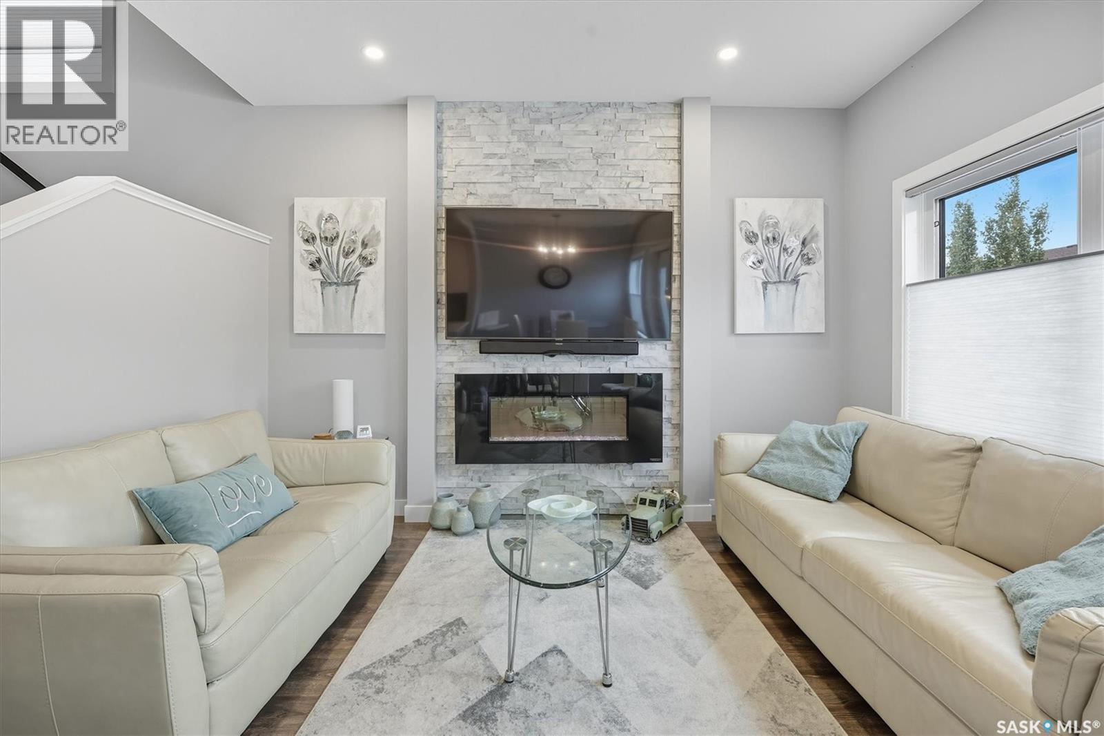 242 Brighton Gate, Saskatoon, Saskatchewan  S7V 0R1 - Photo 4 - SK027175