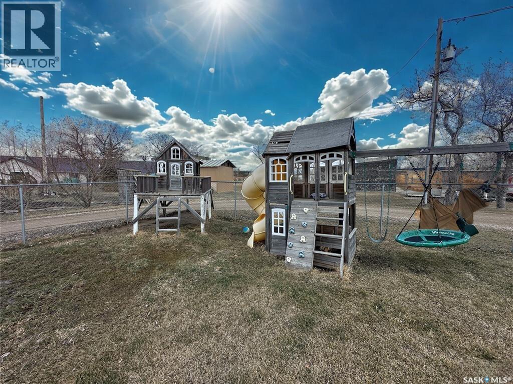 331 4th Street, Weyburn Rm No. 67, Saskatchewan  S0C 1X0 - Photo 26 - SK027173