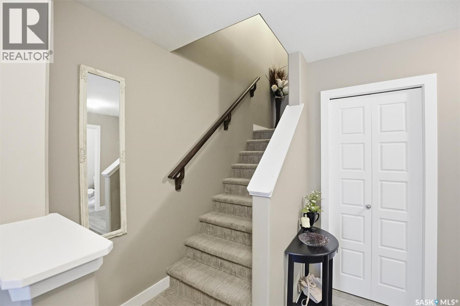 1025 Kolynchuk Crescent, Saskatoon, Saskatchewan  S7T 0X4 - Photo 11 - SK027059