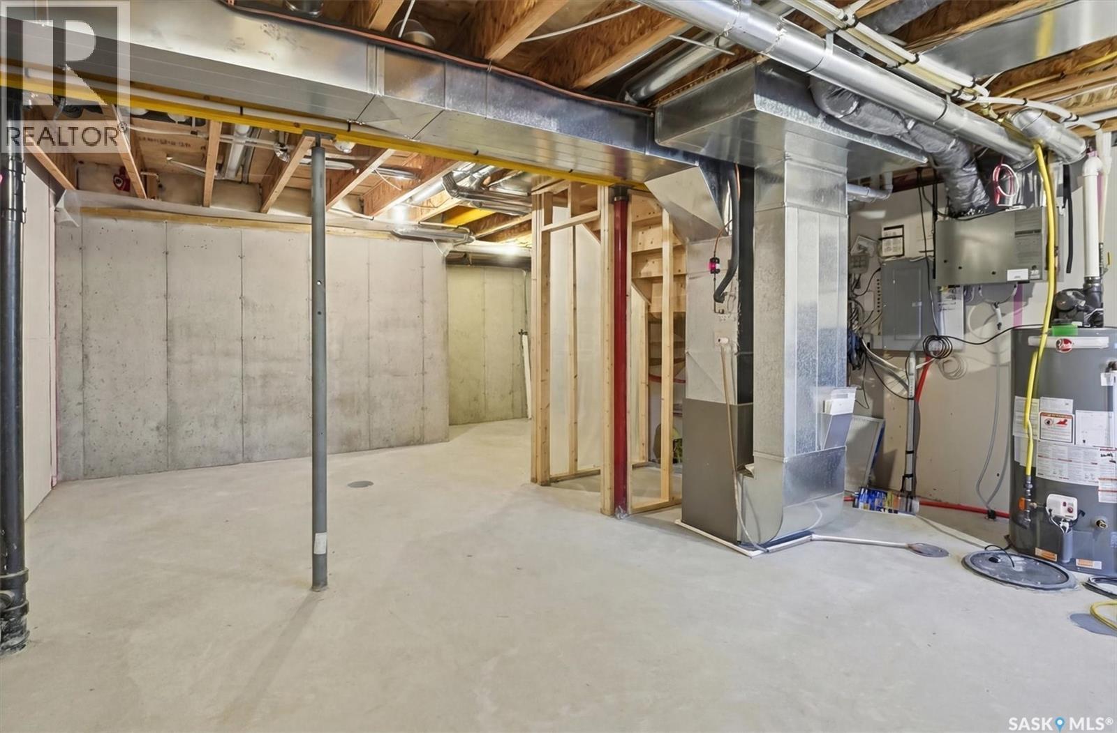 1025 Kolynchuk Crescent, Saskatoon, Saskatchewan  S7T 0X4 - Photo 27 - SK027059