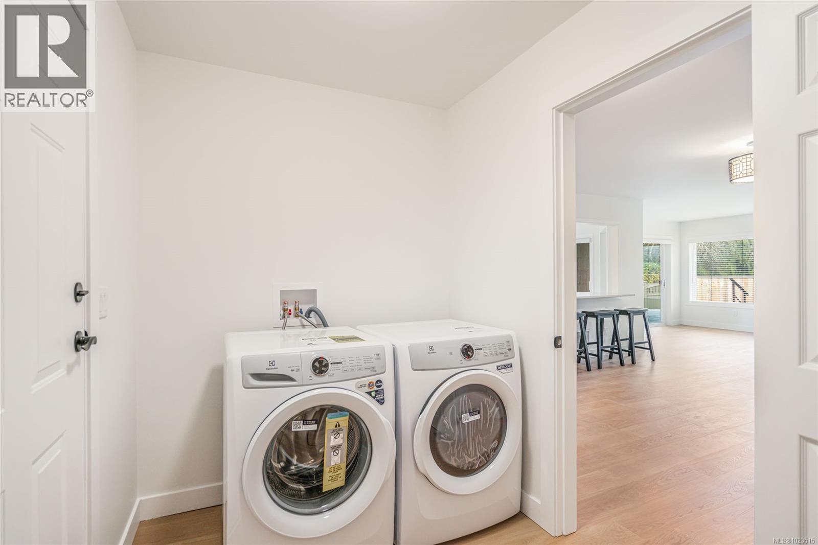 1293 Oceanside Dr, Qualicum Beach, British Columbia V9K 2K4 - Photo 15 - 1023515